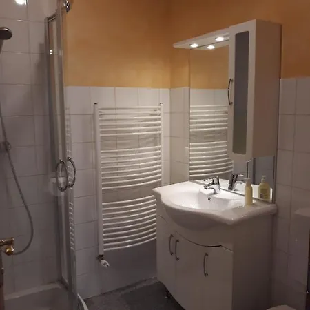 Vendégház Gastezimmer Salzatal *